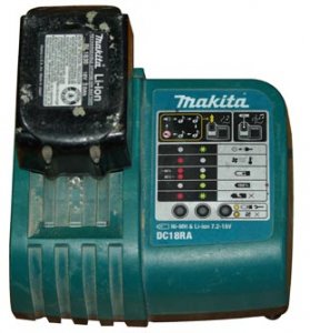 Standard Makita 18v Charger Plays Music Tool Rank Com