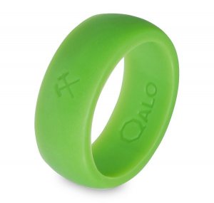 Qalo silicone wedding ring